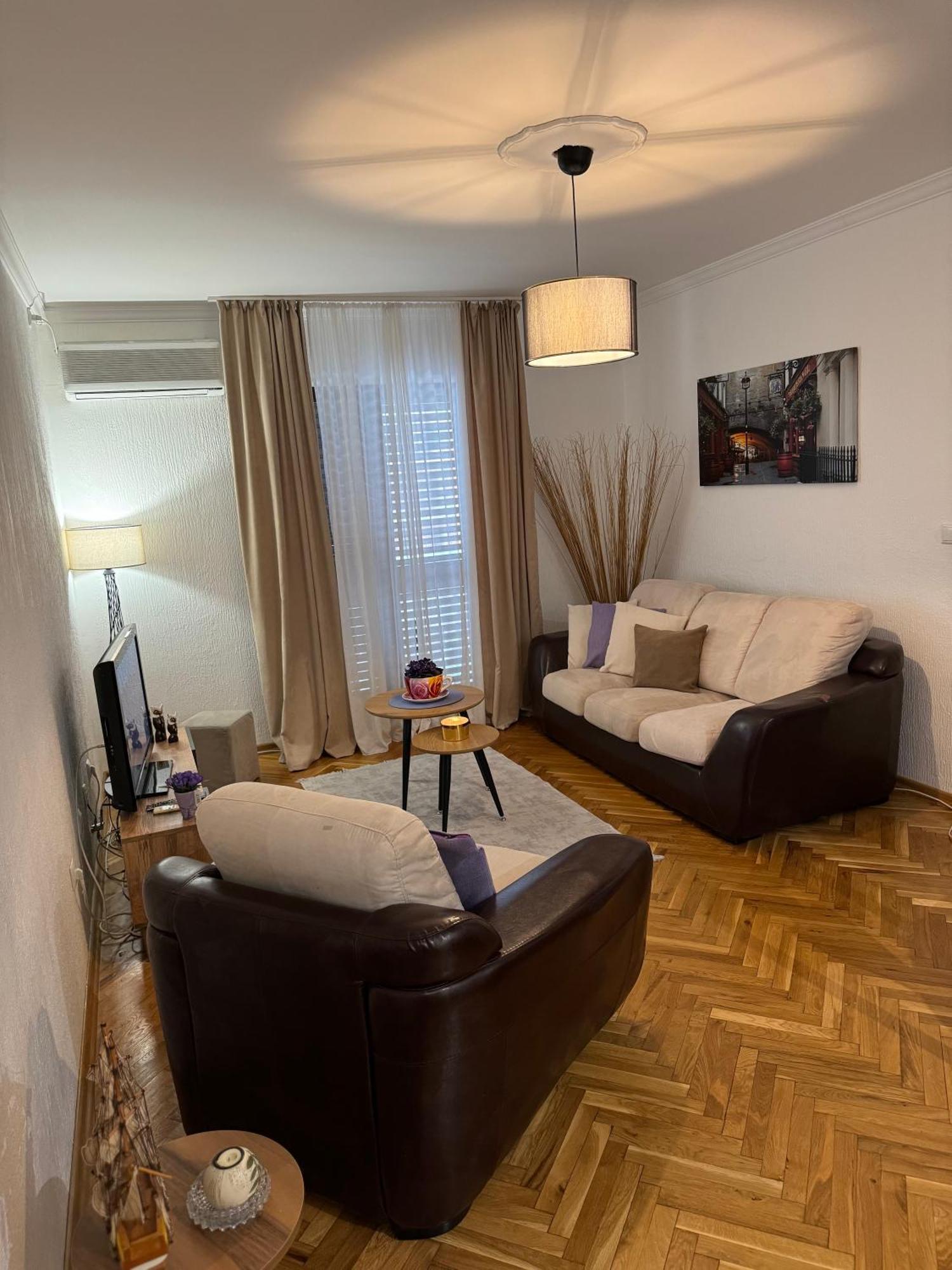 Casa Apartments, Two-bedroom