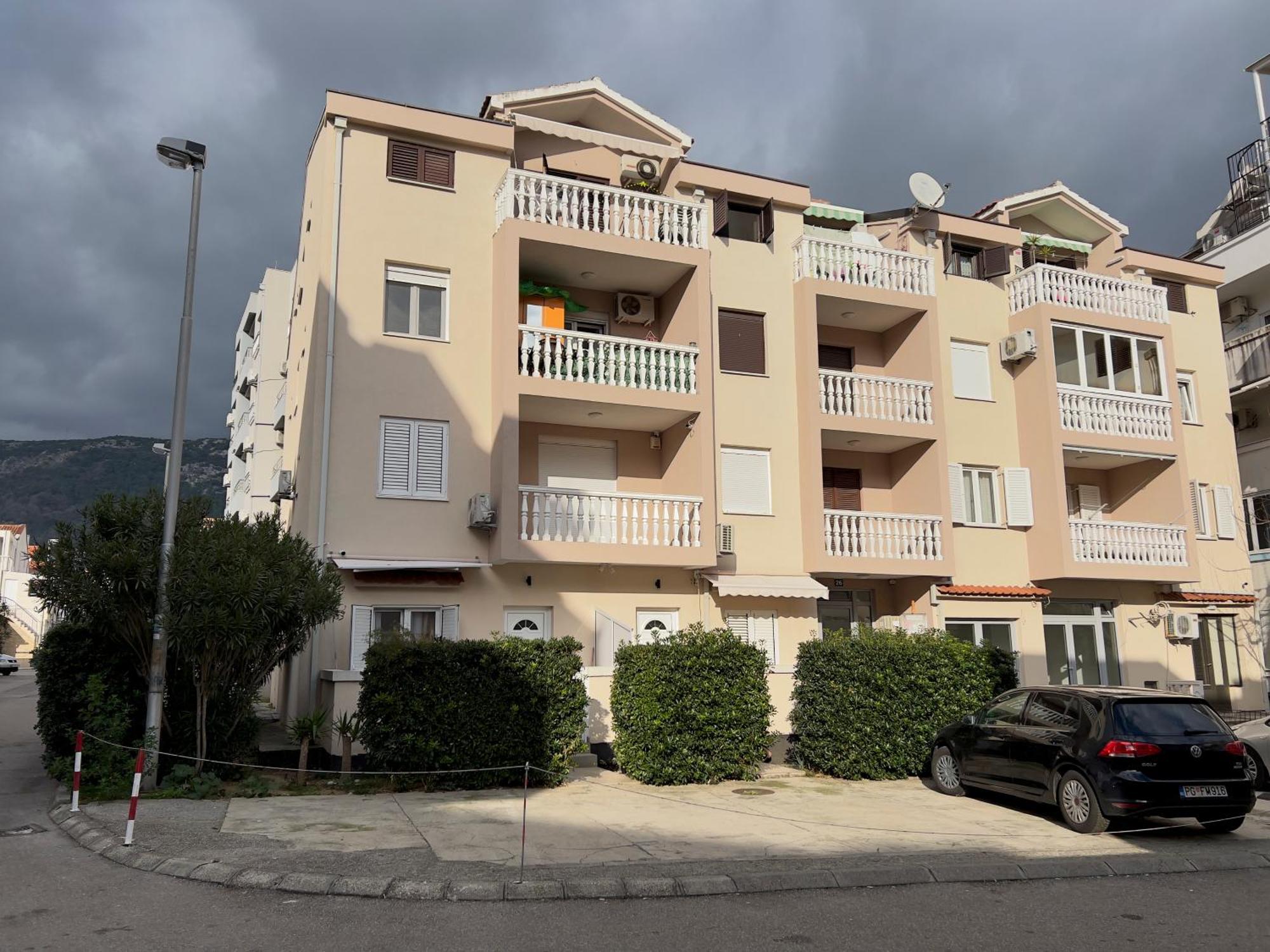 Casa Apartments, Two-bedroom Budva